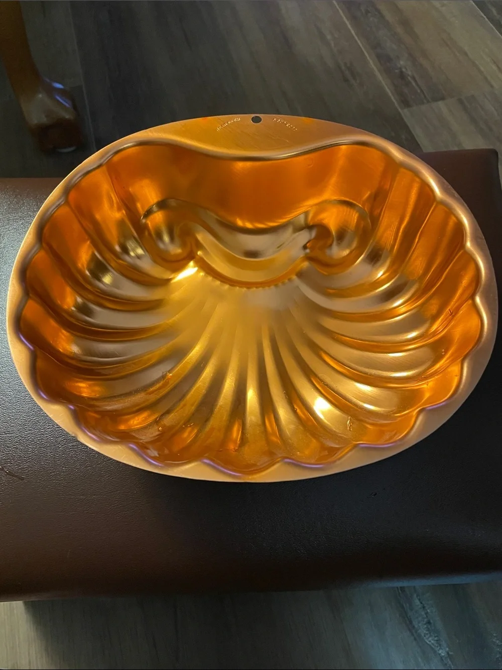 VTG Wear-Ever Clam Shell 2980 Copper Aluminum 6 Cup Cake Jello Mold